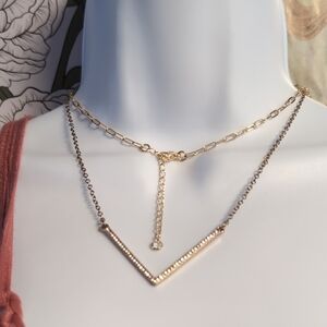 V & Gold Crystal Detailed Chain Layering Necklaces